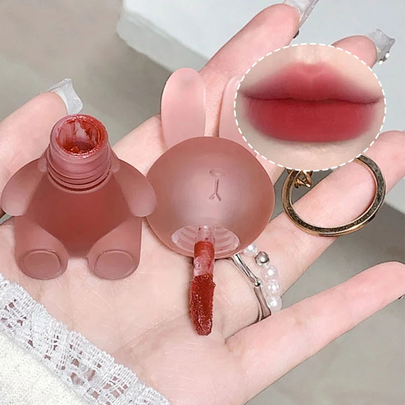 Gege Bear Adorable Rabbit Velvet Lip Mud — Matte Finish, Long-Lasting, Non-Transfer Lip Lacquer for a Whiter Appearance