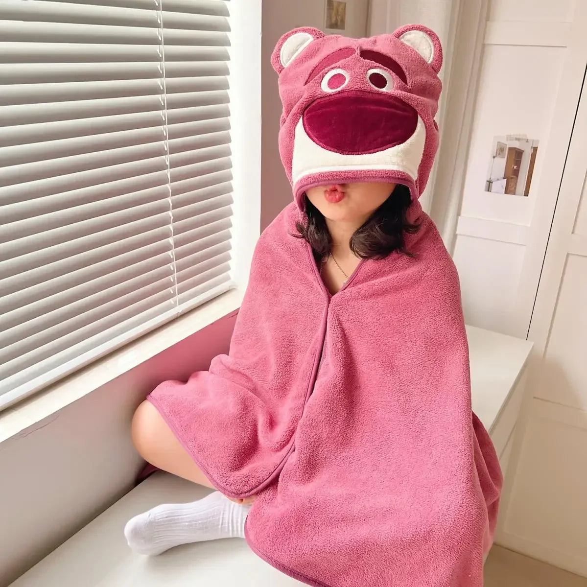 Cute Baby Hooded Bath Towel for Children Super Soft Absorbent Bathrobe Cartoon Blanket Quickdry Sleepwear for Infant Newborn