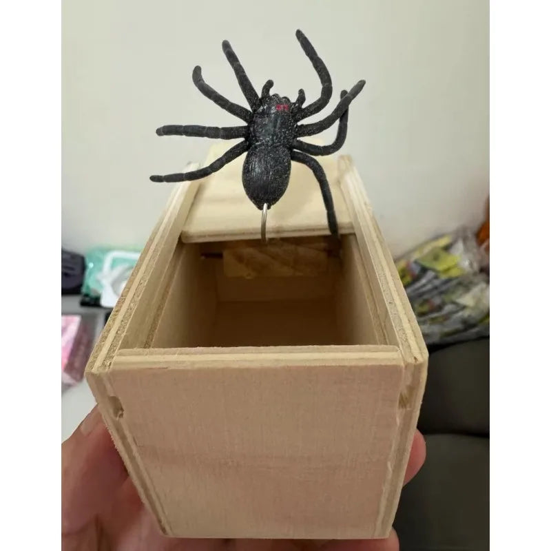 1pc Quality Prank Wooden Scare Box Trick Spider Funny Crafts Scare Box Wooden Hidden Box Fun Game Prank Trick Friend Miniatures